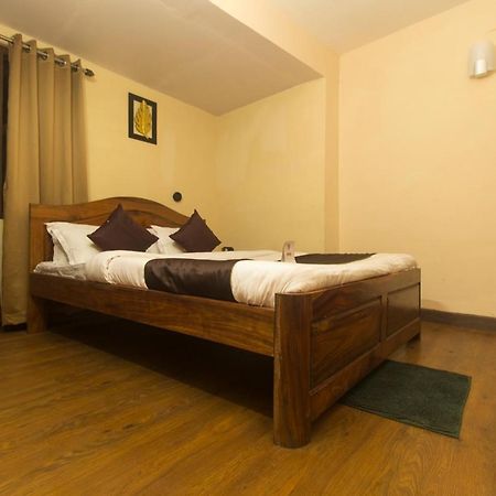 Oyo 9454 Hotel Golden Leaf Darjeeling  Buitenkant foto