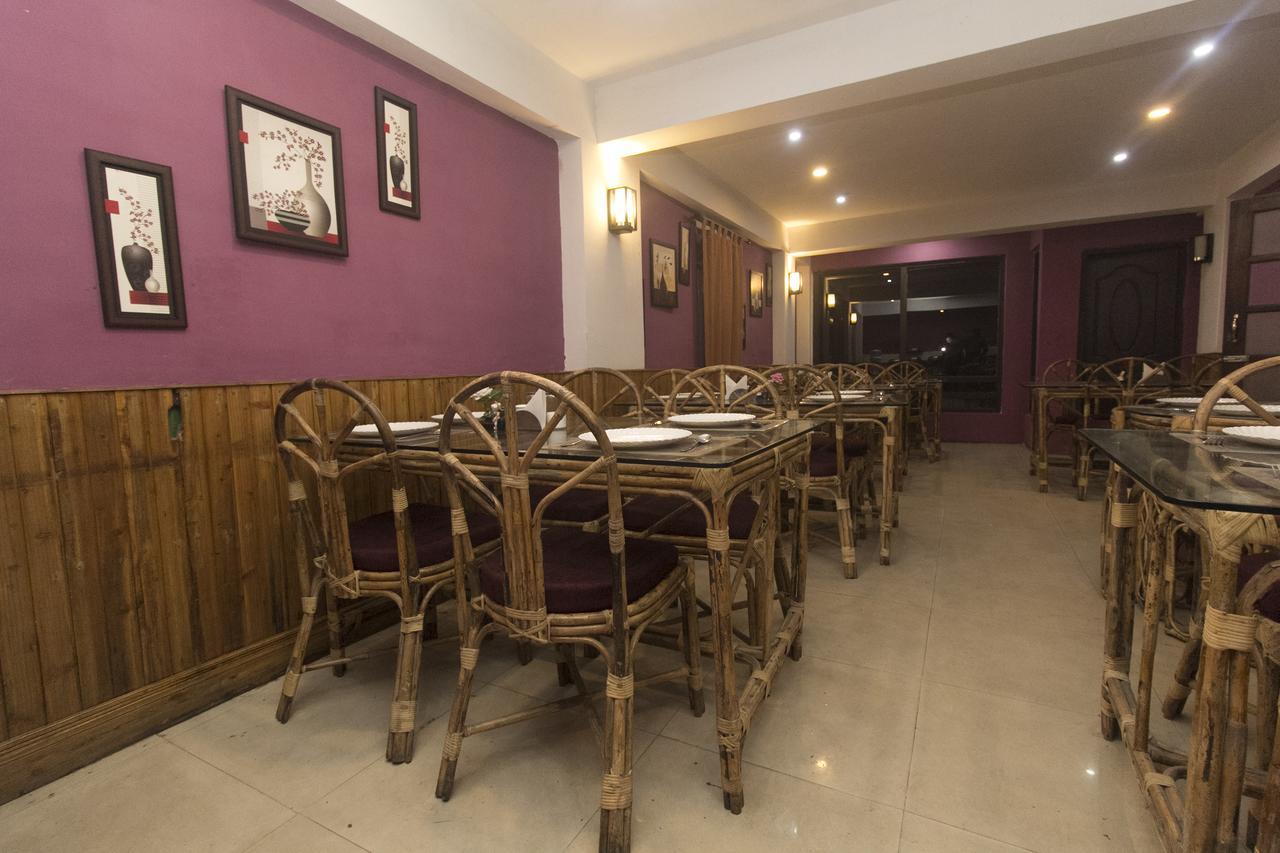 Oyo 9454 Hotel Golden Leaf Darjeeling  Buitenkant foto